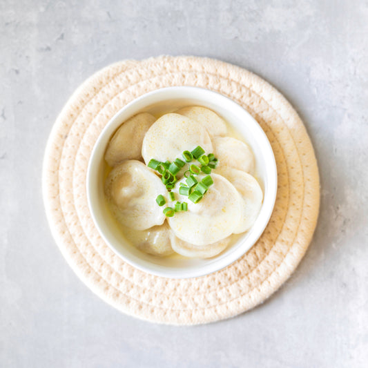 Pelmeni with sour cream