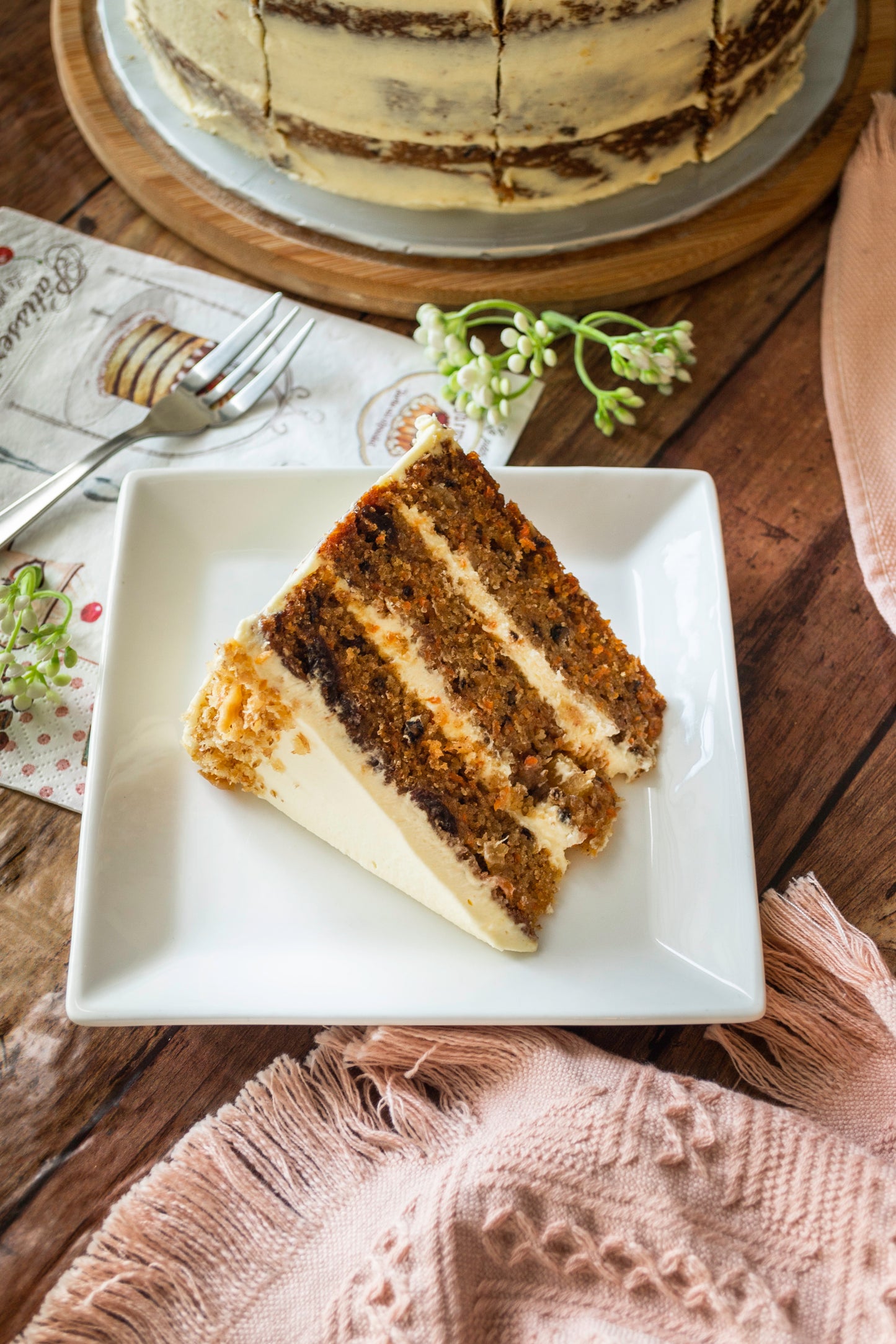 Moist Carrot Cake (Slice)