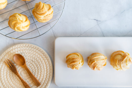 Custard Cream Puffs (Set of 6 pcs.)